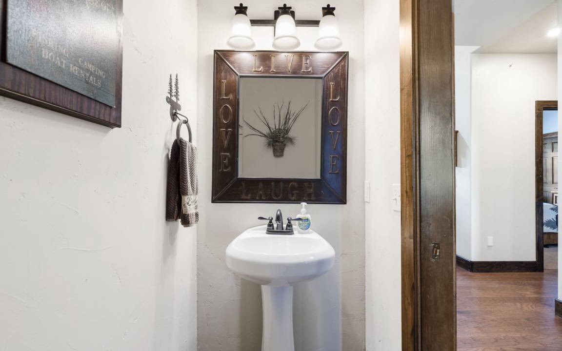 Photo of Bathroom in Lampe