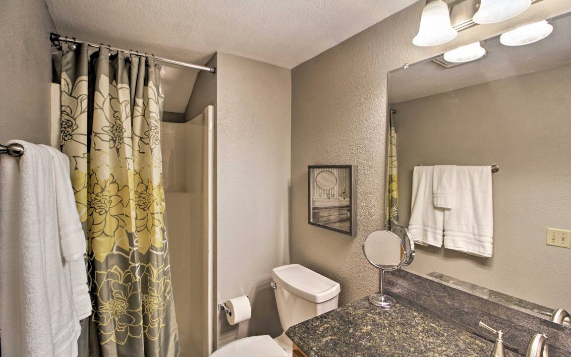 Photo of Bathroom in Table Rock