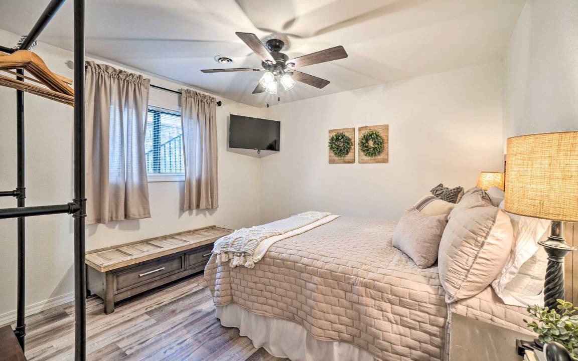 Photo of Others in Notch Estates