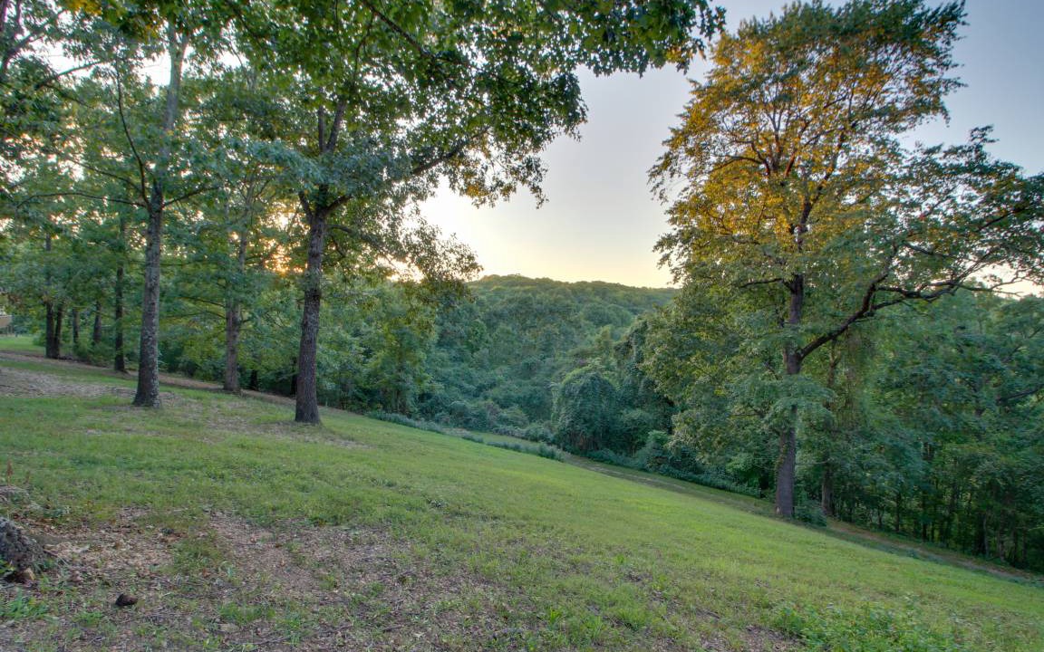 Photo of Others in Notch Estates