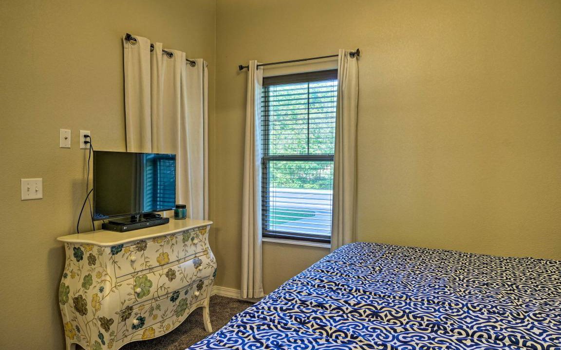 Photo of Bedroom in Table Rock