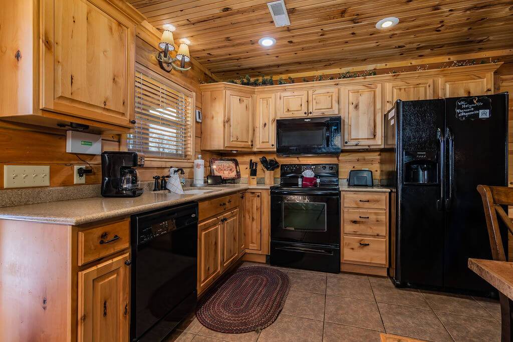 Photo of Kitchen in Branson Cedars