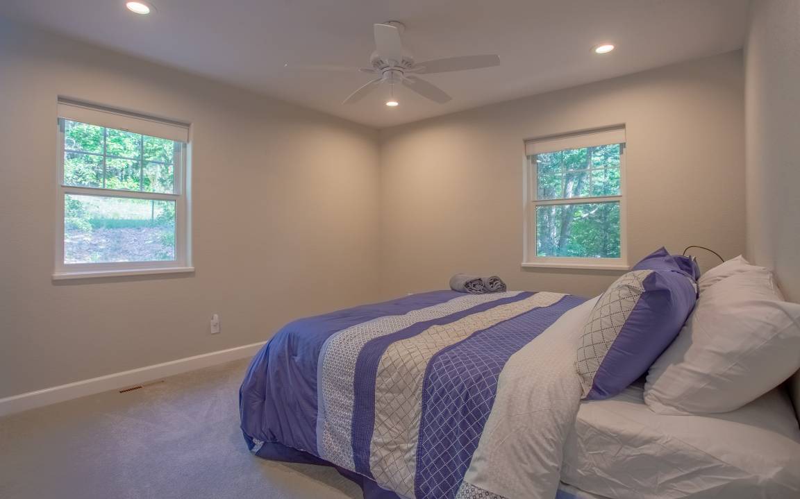 Photo of Bedroom in Ridgedale