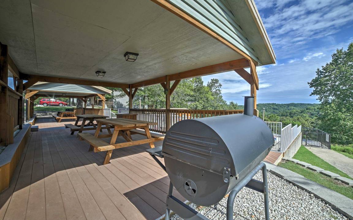 Photo of Others in Notch Estates