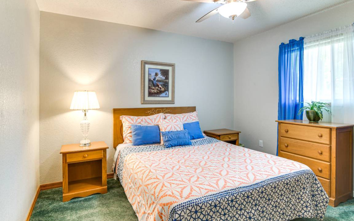 Photo of Bedroom in Branson West