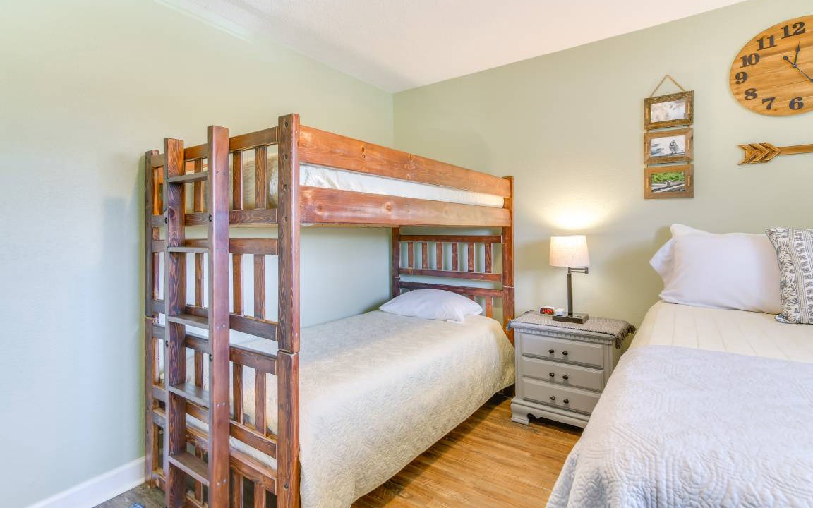 Photo of Bedroom in Notch Estates