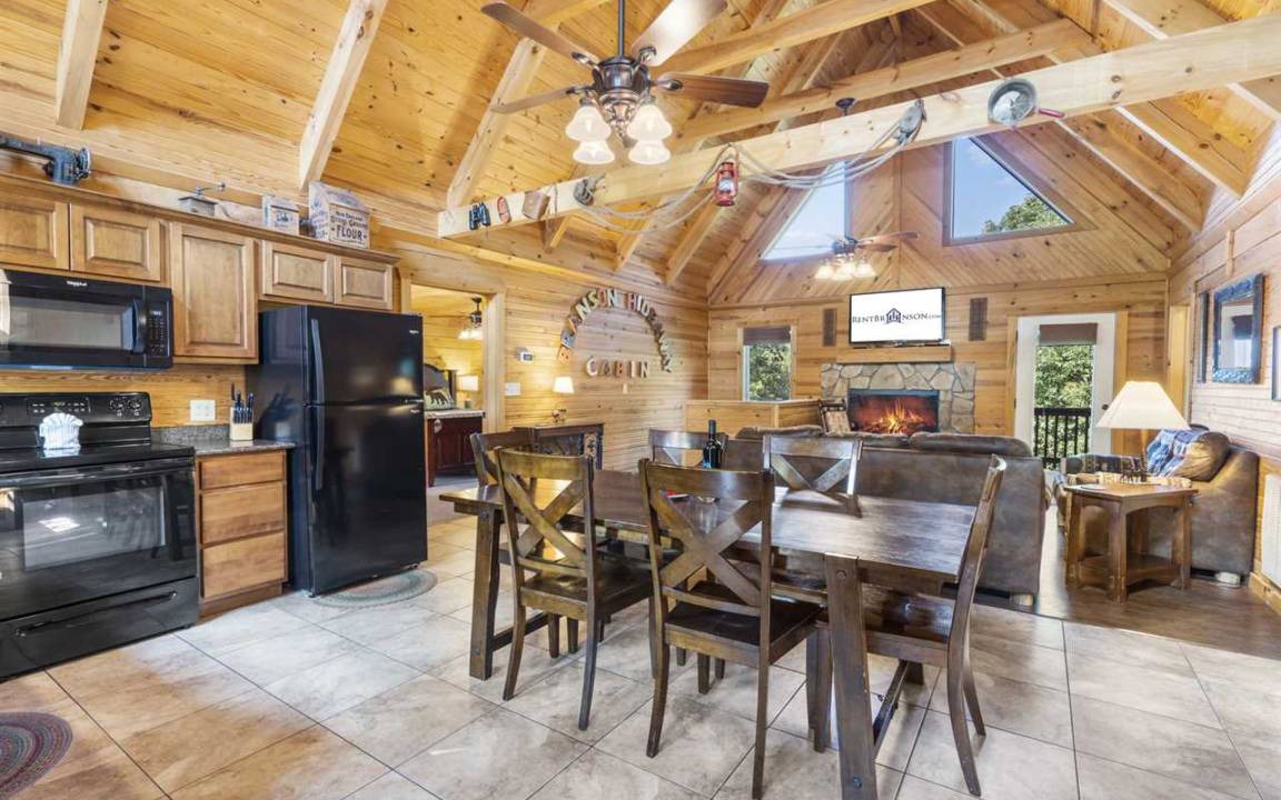Photo of Kitchen in Branson Cedars