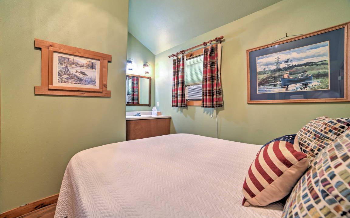 Photo of Bedroom in Table Rock