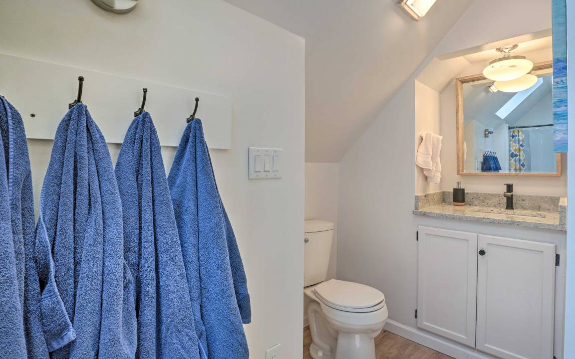 Photo of Bathroom in Hollister