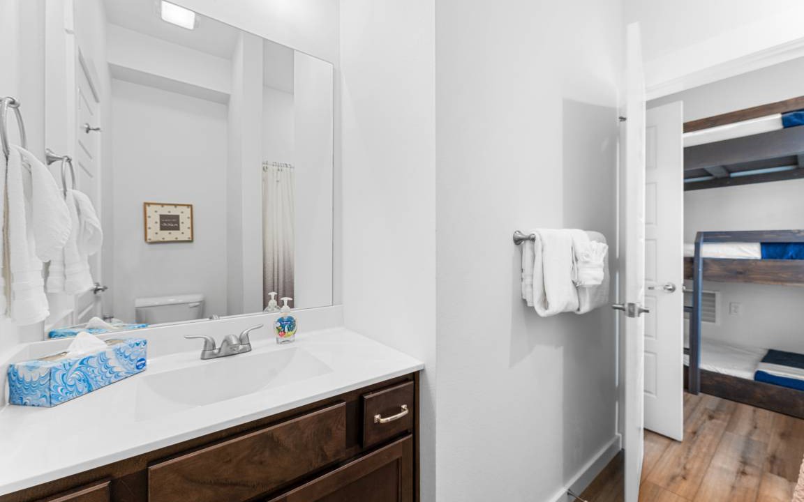 Photo of Bathroom in Table Rock