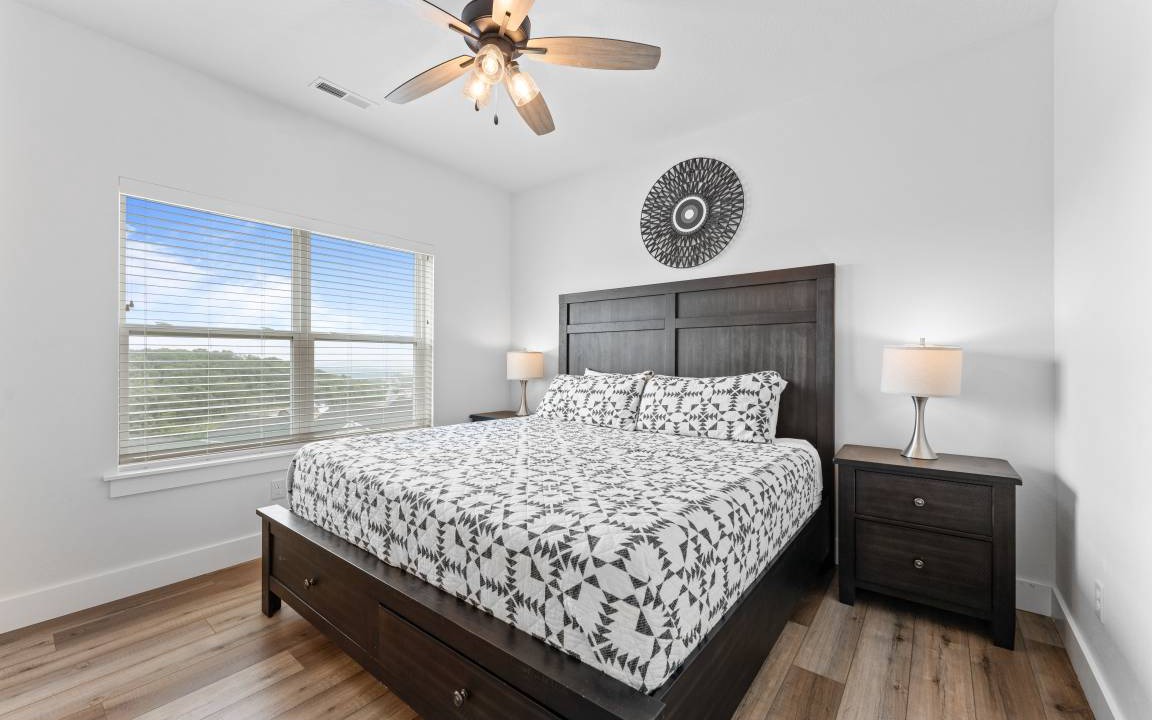 Photo of Bedroom in Table Rock