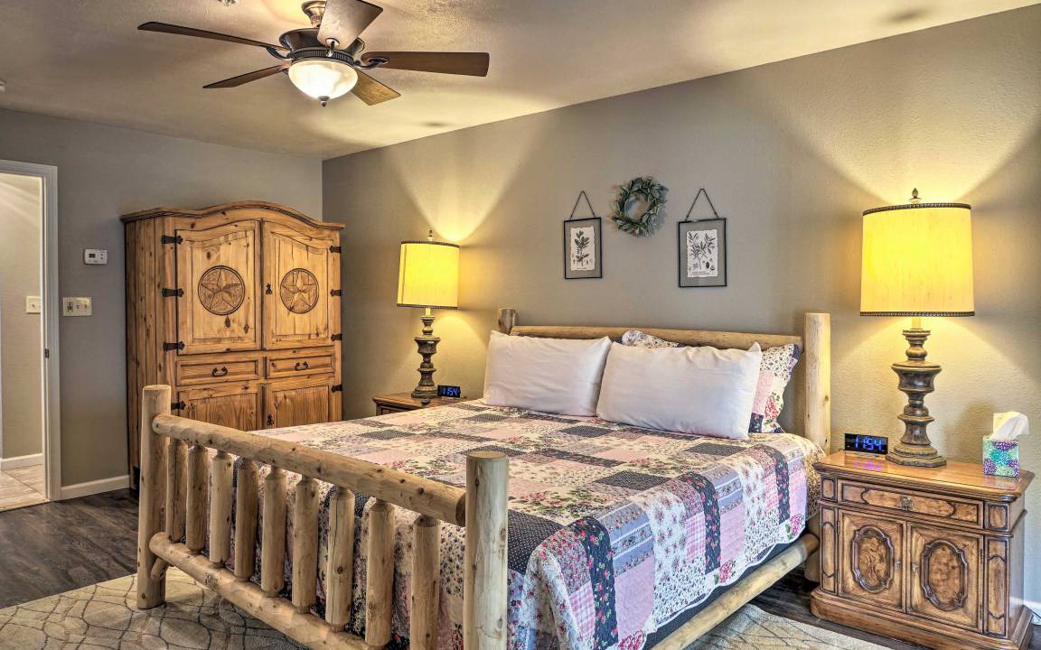 Photo of Bedroom in Hollister