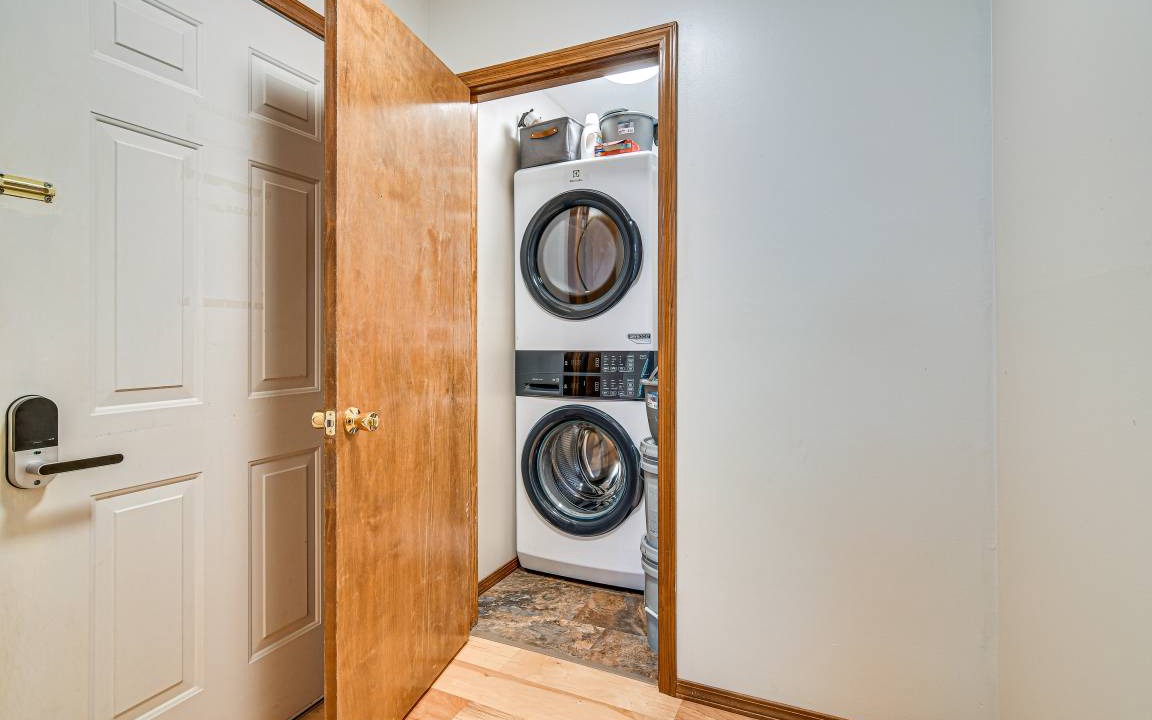 Photo of Others in Notch Estates