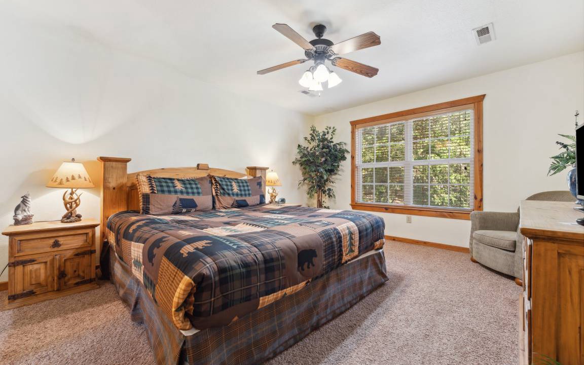 Photo of Bedroom in Branson West