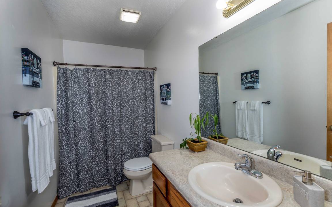 Photo of Others in Notch Estates