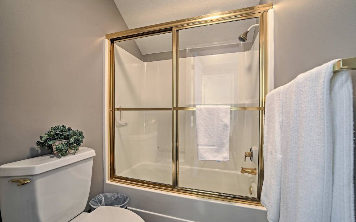 Photo of Bathroom in Table Rock