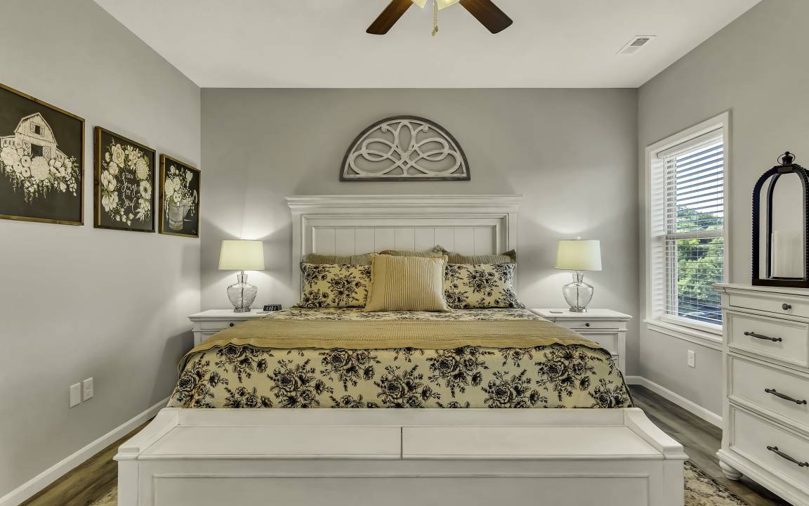 Photo of Bedroom in Branson West