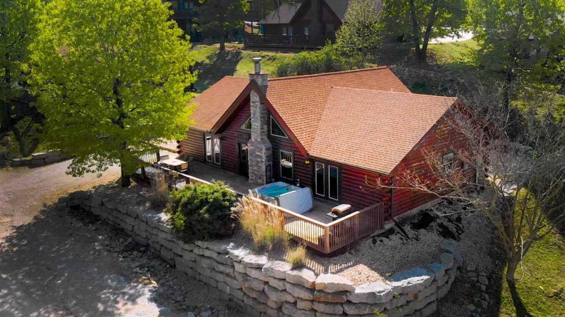 Photo of Others in Branson Cedars