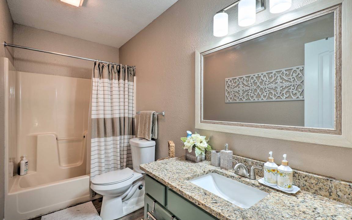 Photo of Bathroom in Notch Estates