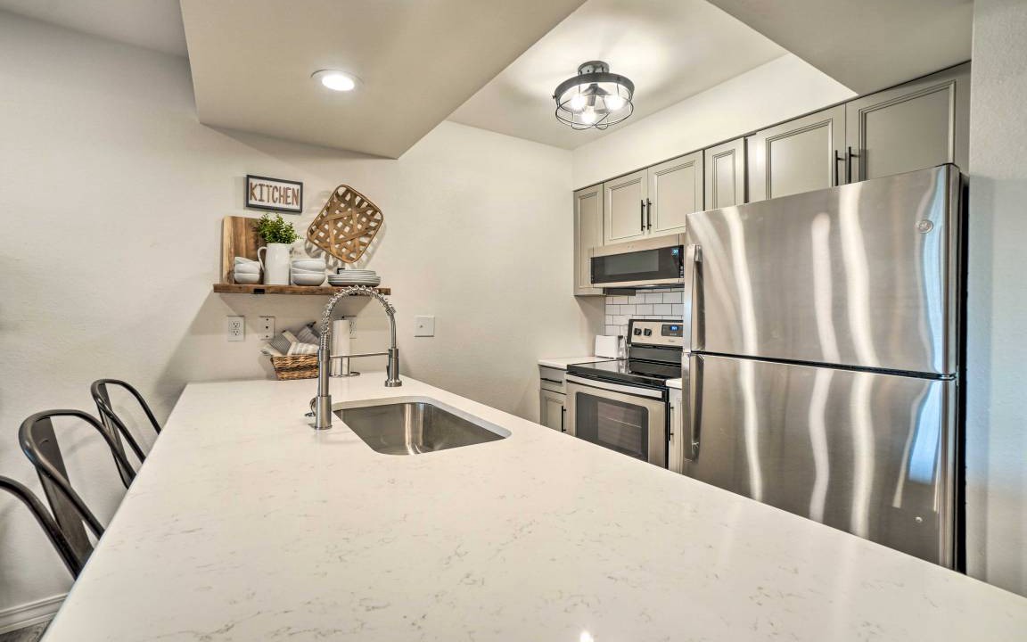 Photo of Others in Notch Estates