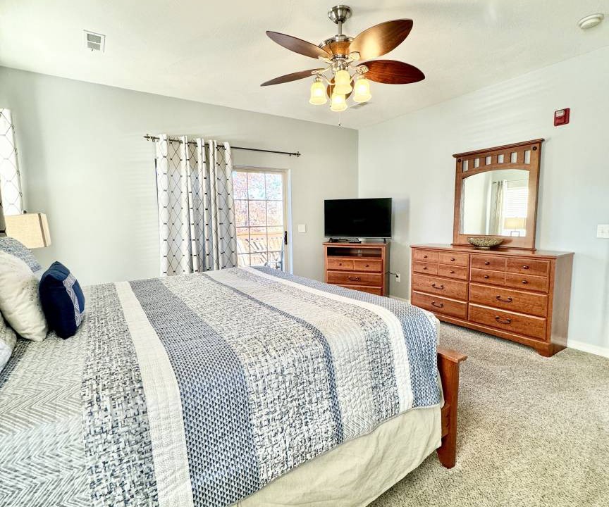 Photo of Bedroom in Hollister