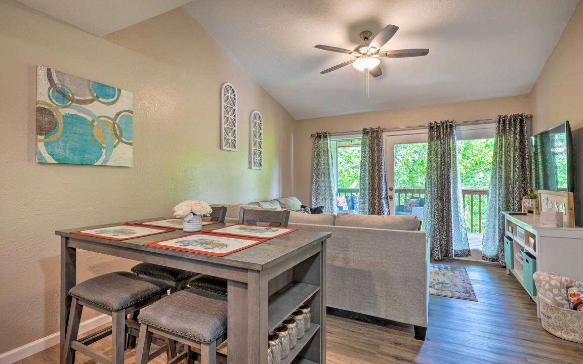 Photo of Others in Notch Estates
