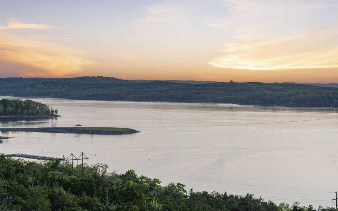 Photo of Others in Table Rock