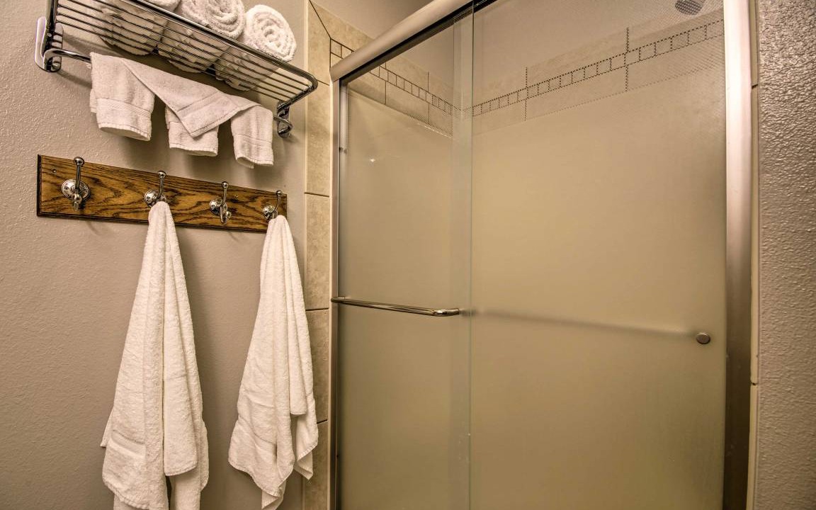 Photo of Bathroom in Notch Estates