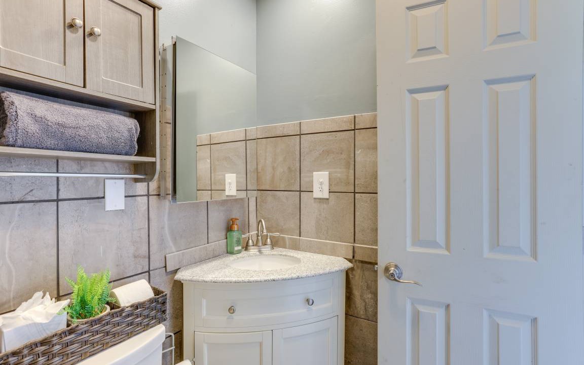 Photo of Bathroom in Shell Knob