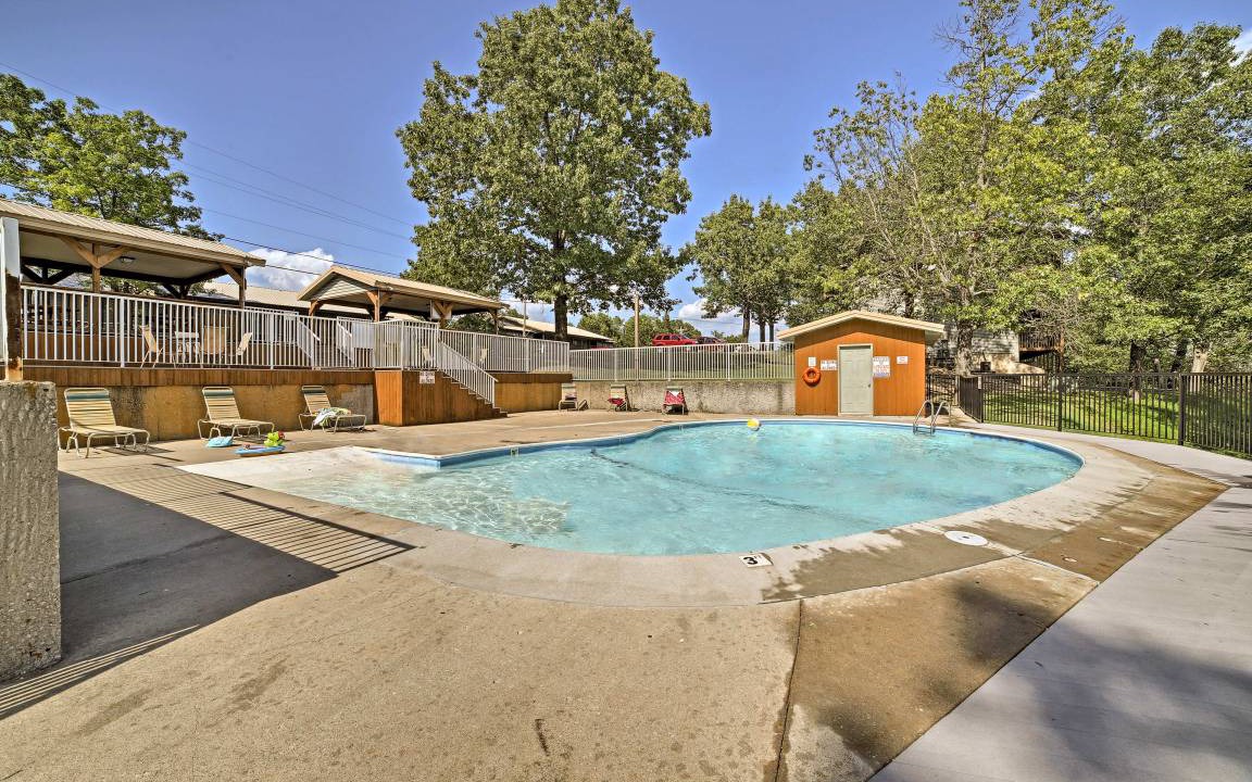 Photo of Others in Notch Estates