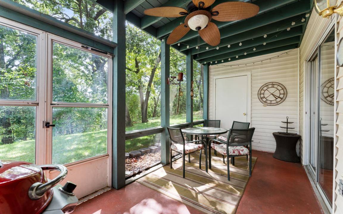 Photo of Patio Balcony in Table Rock