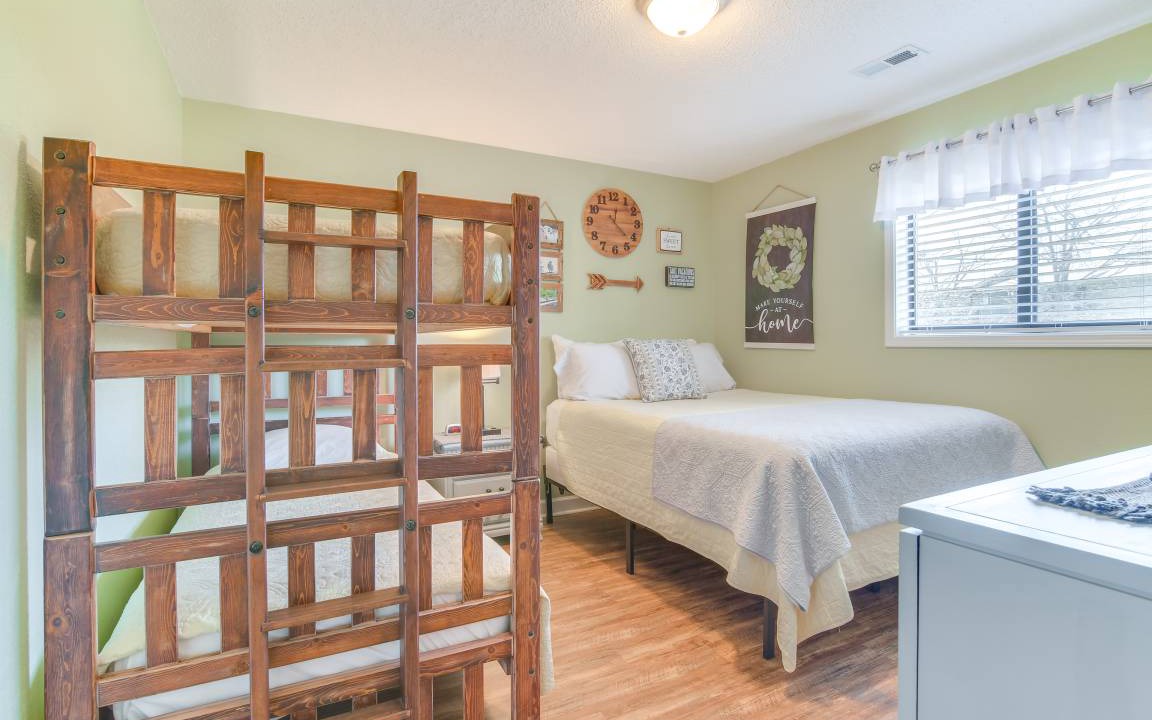 Photo of Bedroom in Notch Estates