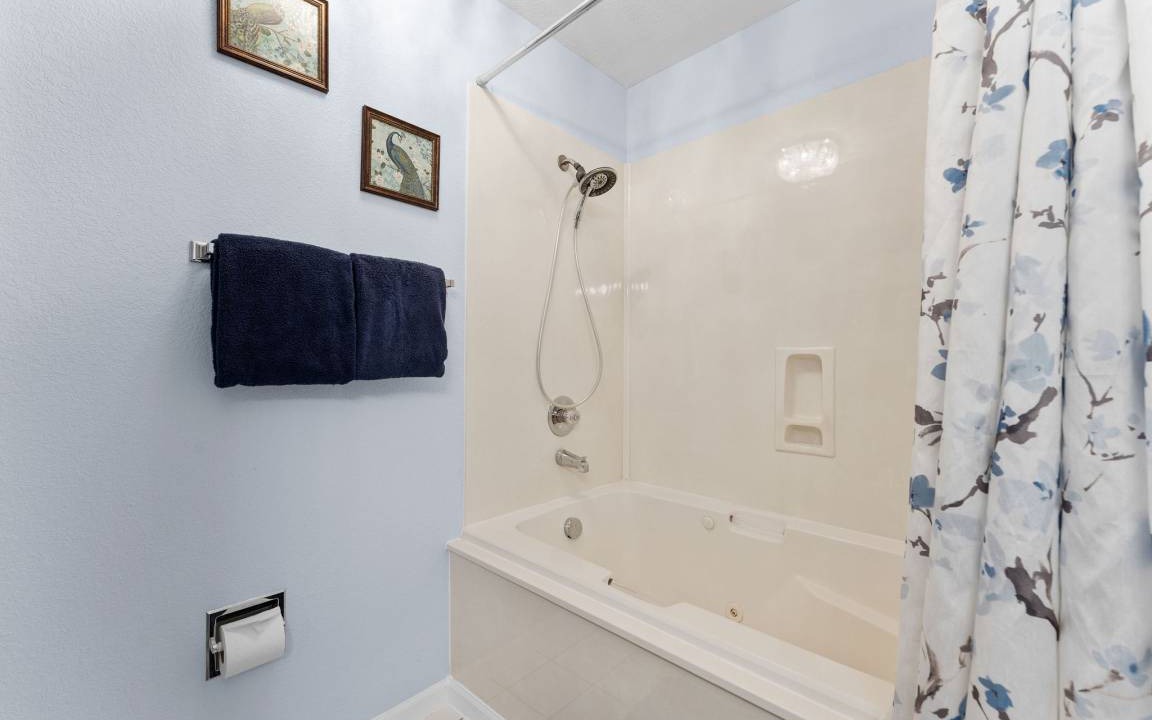 Photo of Bathroom in Table Rock