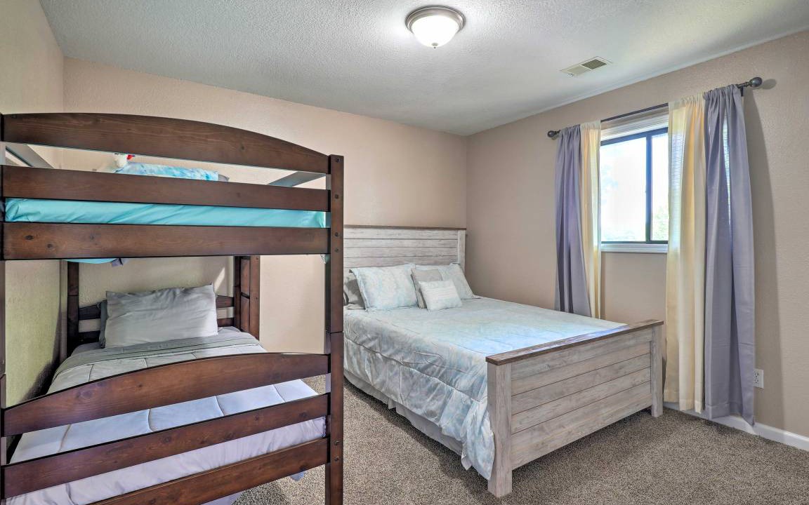 Photo of Bedroom in Notch Estates