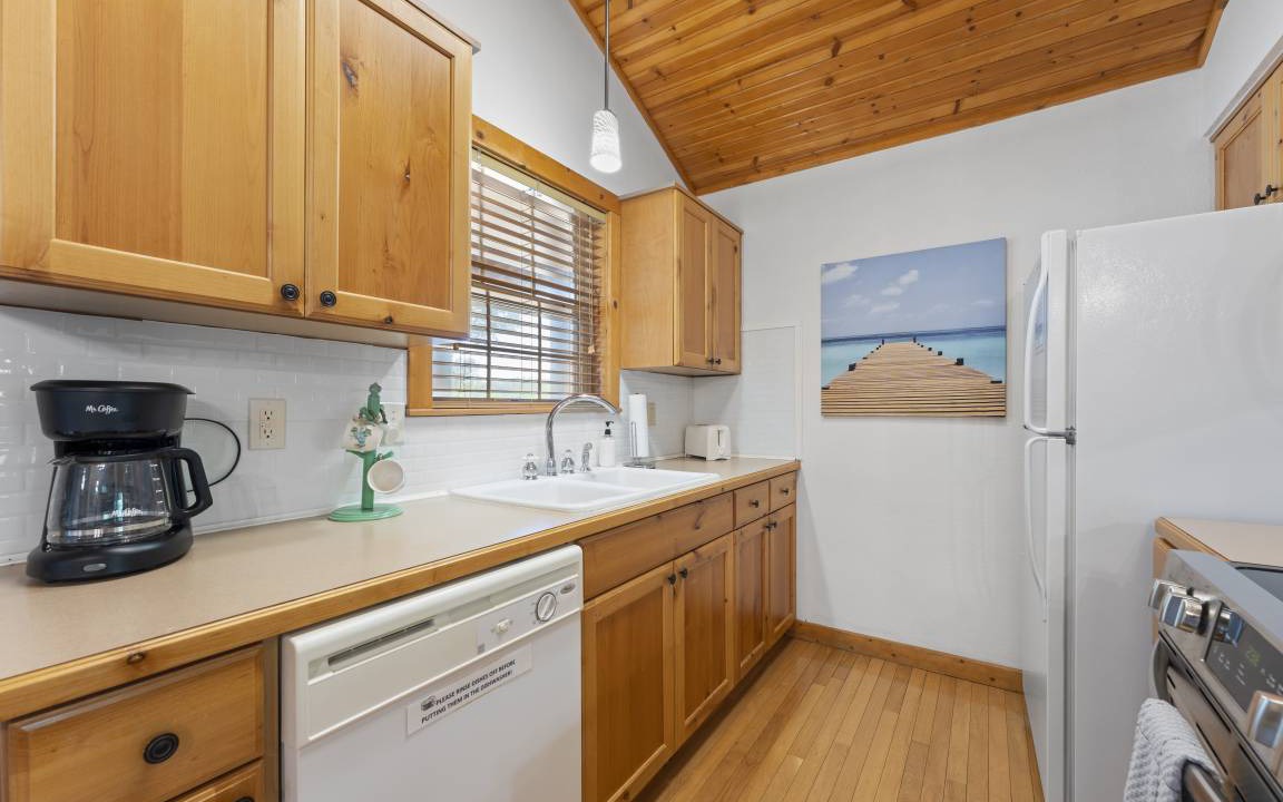Photo of Kitchen in Reeds Spring