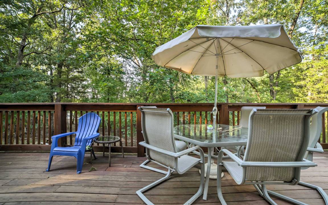 Photo of Patio Balcony in Blue Eye