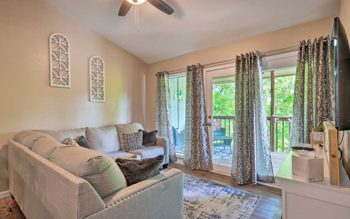 Photo of Others in Notch Estates