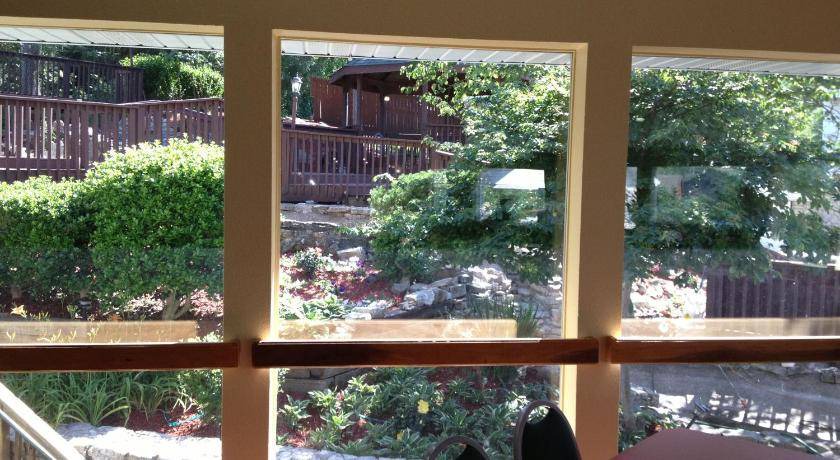 Photo of Others in Branson