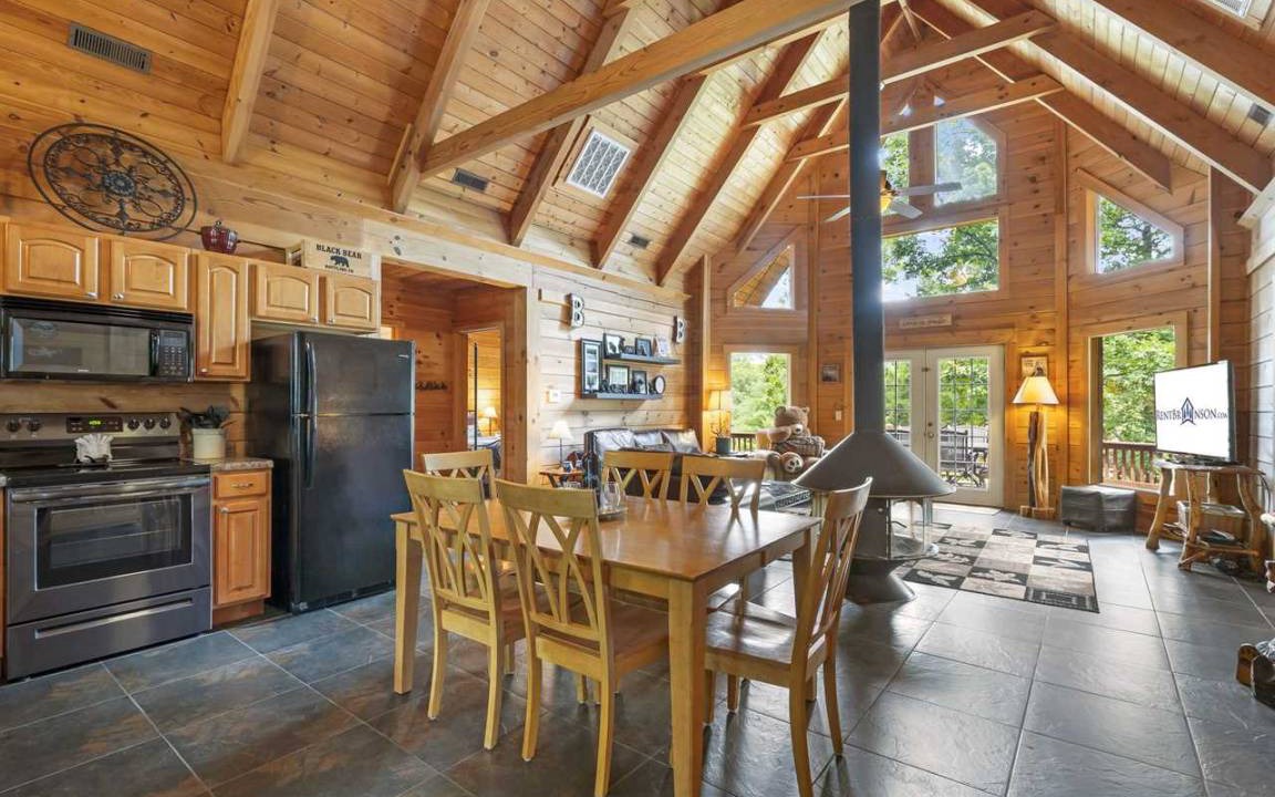 Photo of Kitchen in Branson Cedars
