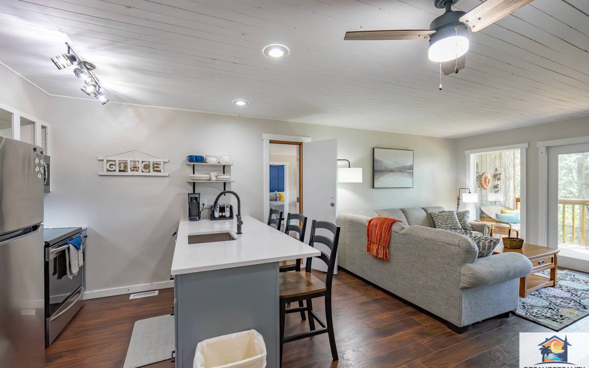 Photo of Others in Notch Estates