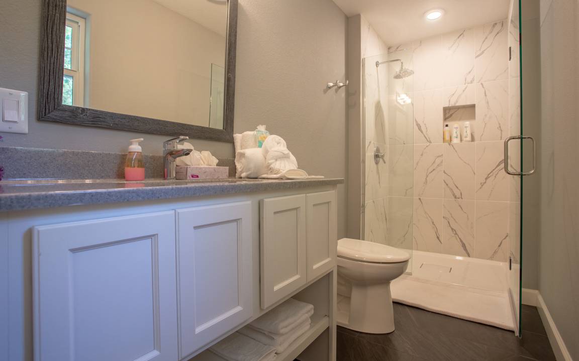 Photo of Bathroom in Ridgedale