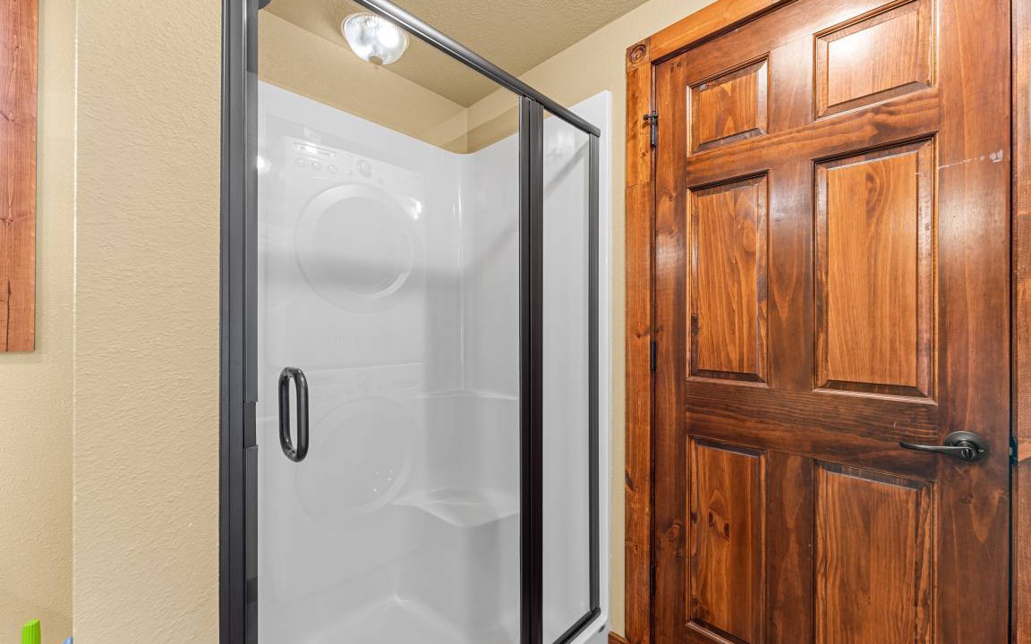 Photo of Bathroom in Reeds Spring