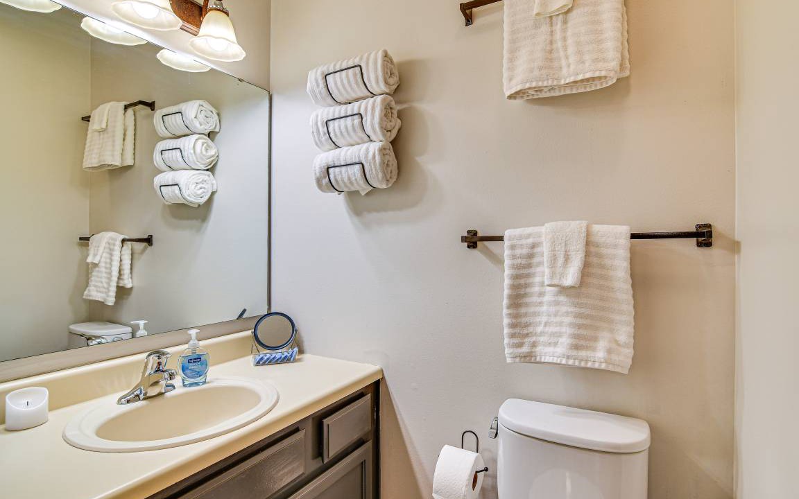 Photo of Bathroom in Notch Estates