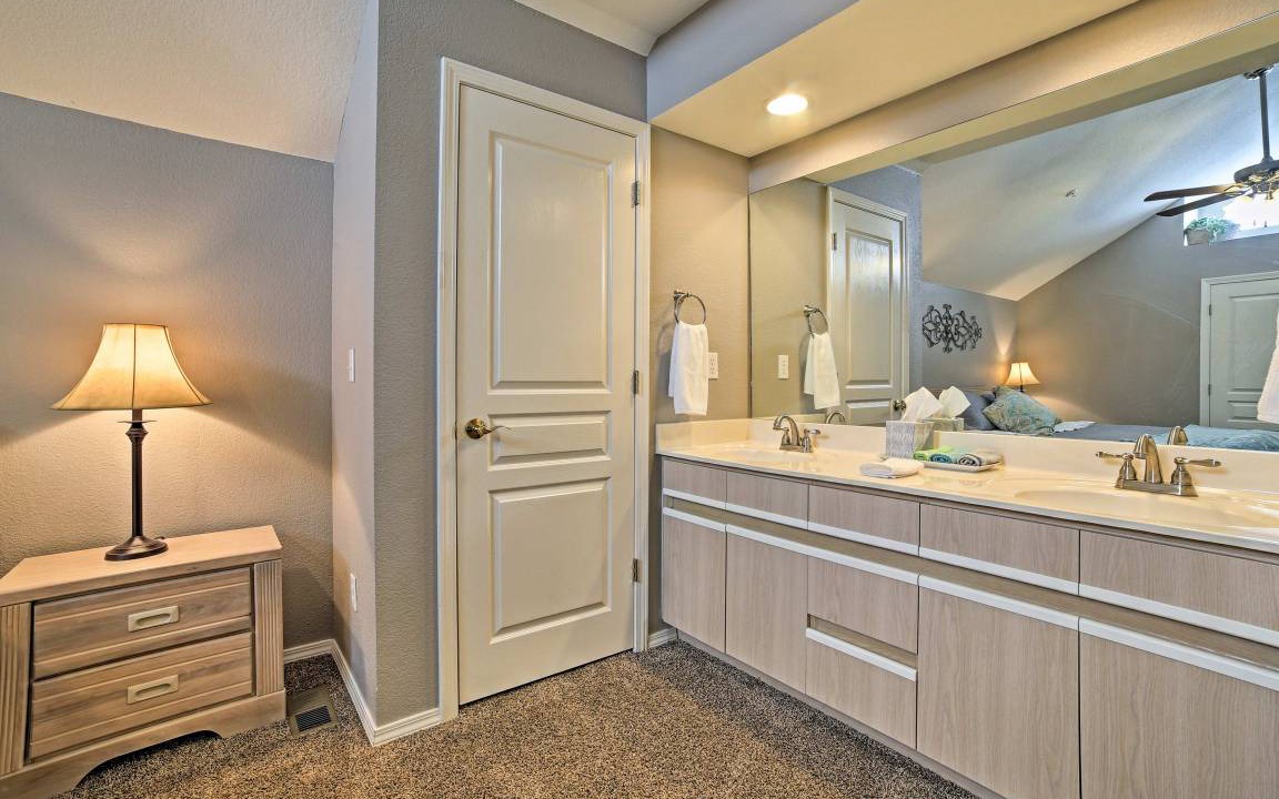 Photo of Bathroom in Table Rock