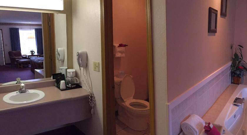 Photo of Bathroom in Branson