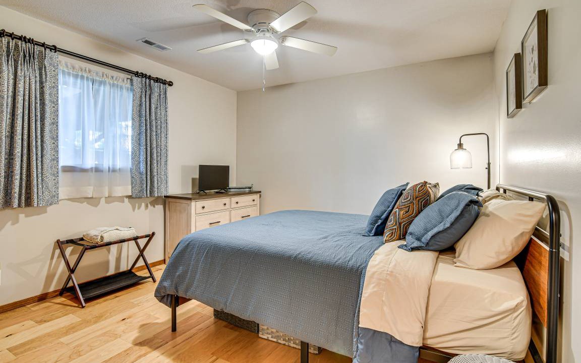 Photo of Bedroom in Notch Estates