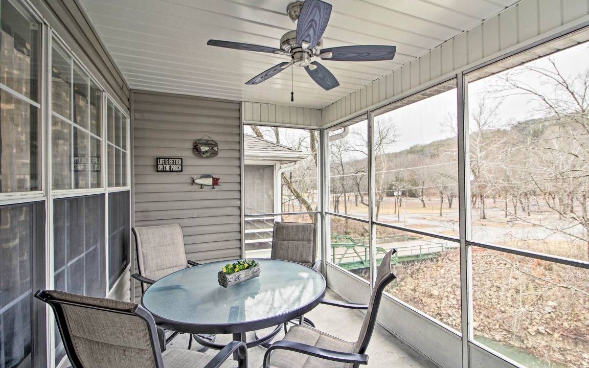 Photo of Patio Balcony in Branson