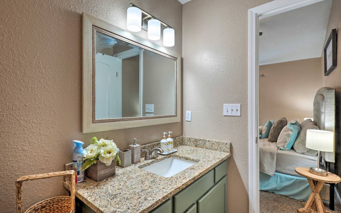Photo of Bathroom in Notch Estates