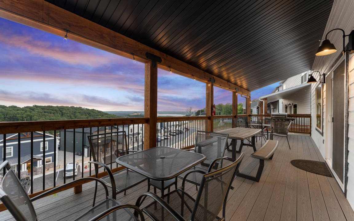 Photo of Patio Balcony in Table Rock