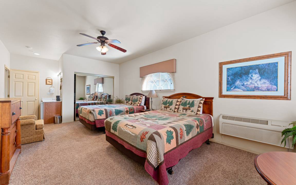 Photo of Bedroom in Branson West
